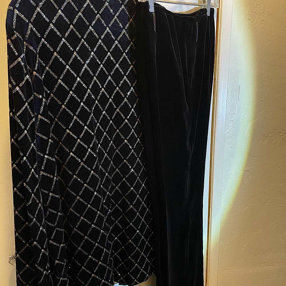 I.N.C. Black Velvet Pant Fully Lined with Belt Loops 33.5 inseam